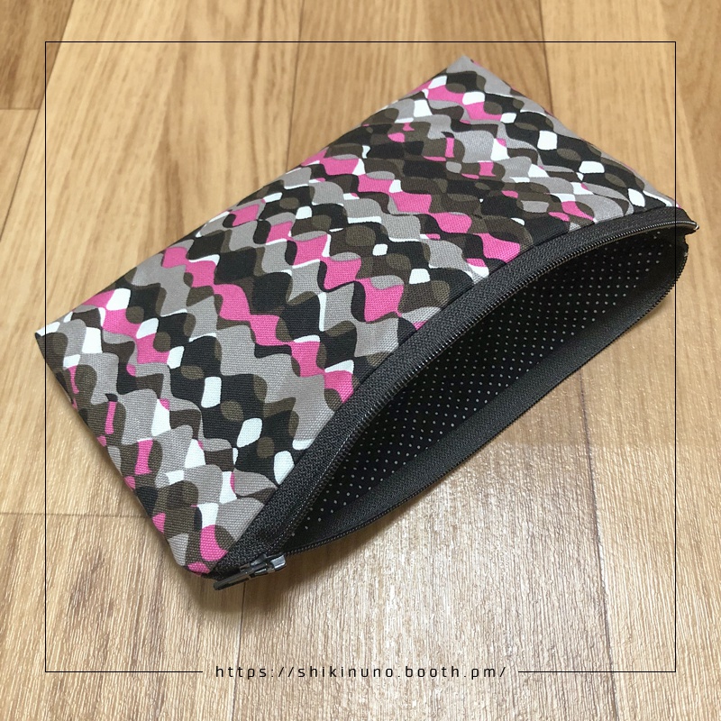 【敷布】波ストライプ(ポーチ付き)