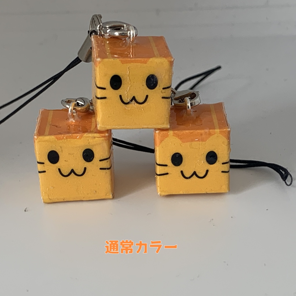 にゃんぷっぷー箱型レジンストラップ