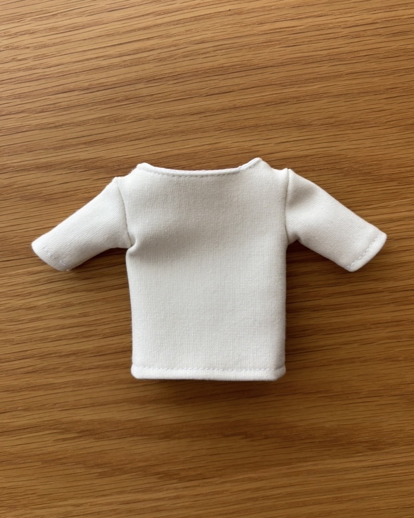 きれいめTシャツ