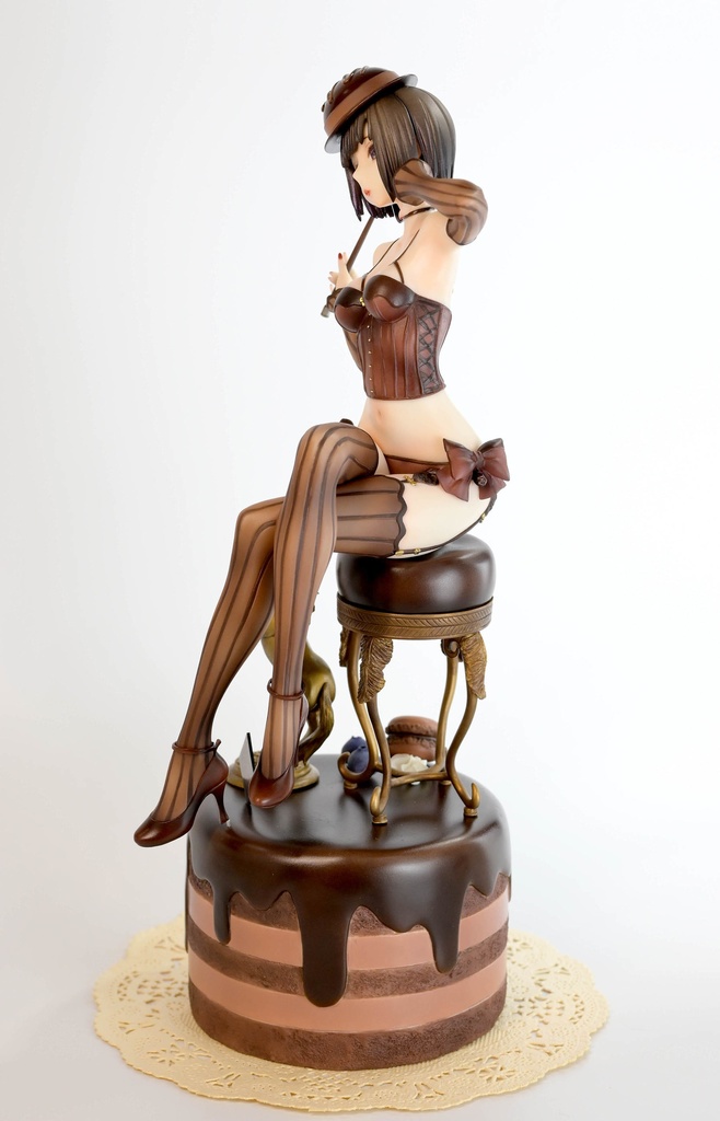 チョコレートケーキビスチェちゃん