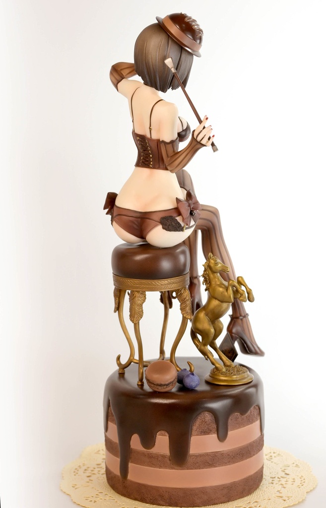 チョコレートケーキビスチェちゃん