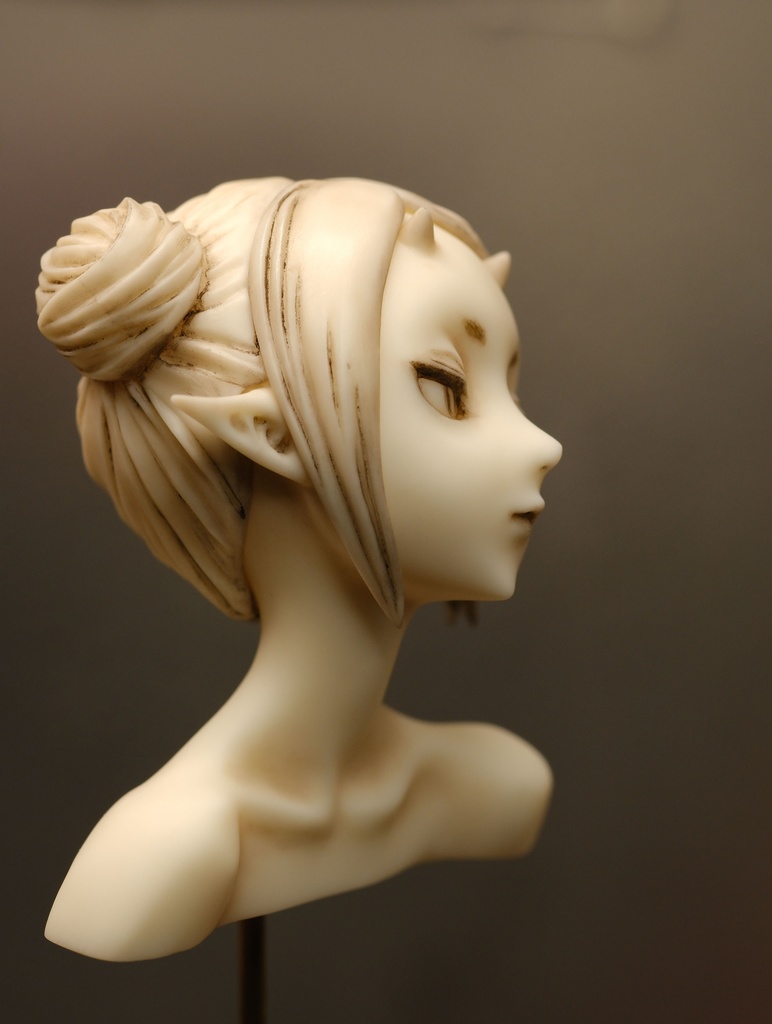 ダーキニー/ハリティー【ヤクシニー 胸像シリーズ】