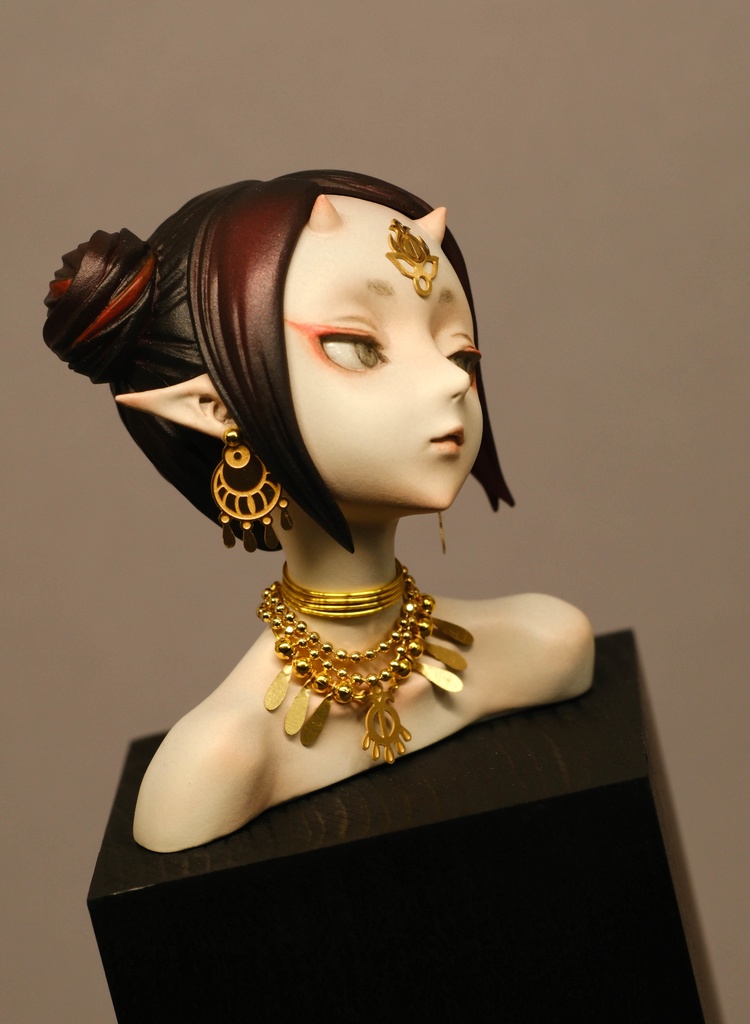 ダーキニー/ハリティー【ヤクシニー 胸像シリーズ】