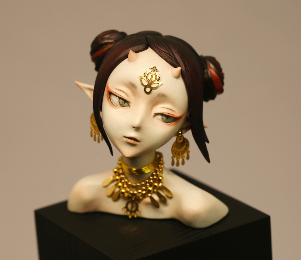 ダーキニー/ハリティー【ヤクシニー 胸像シリーズ】