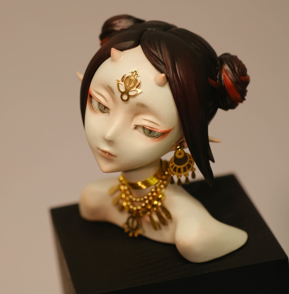 ダーキニー/ハリティー【ヤクシニー 胸像シリーズ】