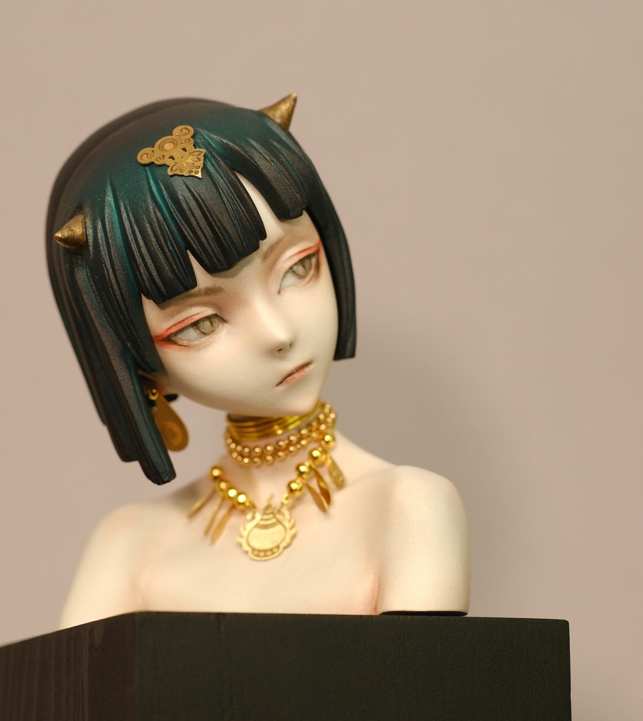 ダーキニー/ハリティー【ヤクシニー 胸像シリーズ】