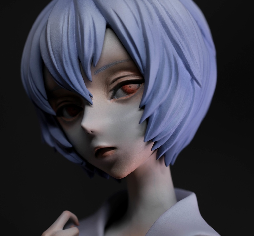 綾波レイ半身像