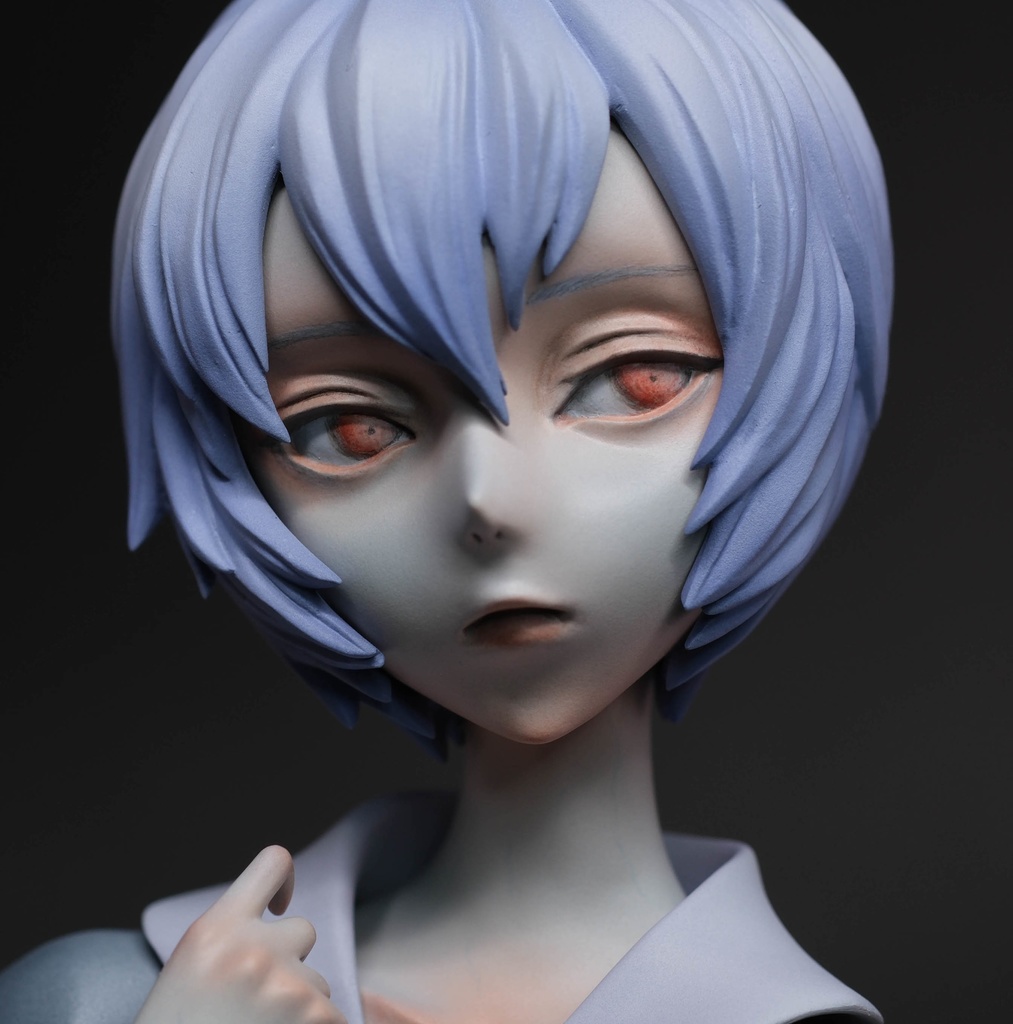 綾波レイ半身像