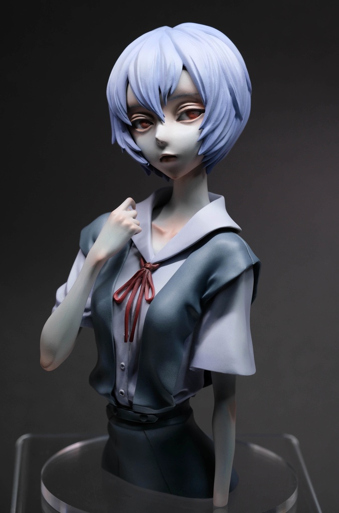 綾波レイ半身像