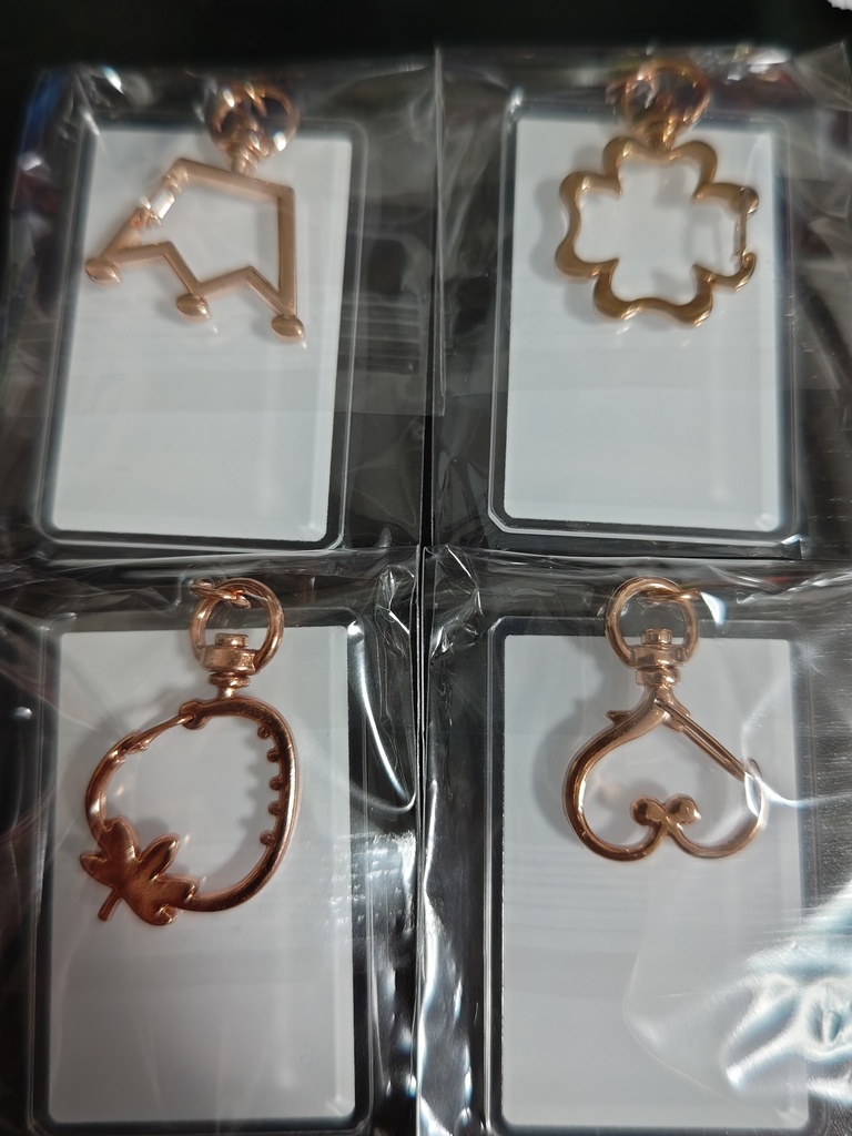 チェキ風アクリルキーホルダー