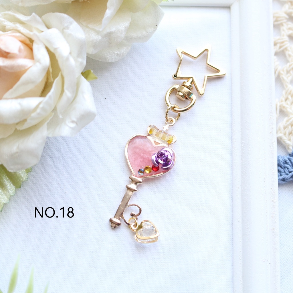 ひみつのかぎ キーホルダー ピンク