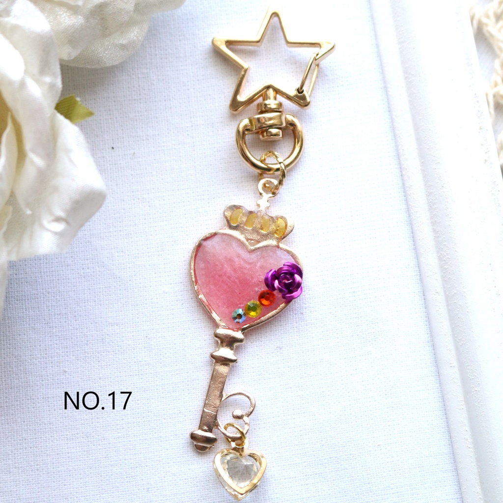 ひみつのかぎ キーホルダー ピンク