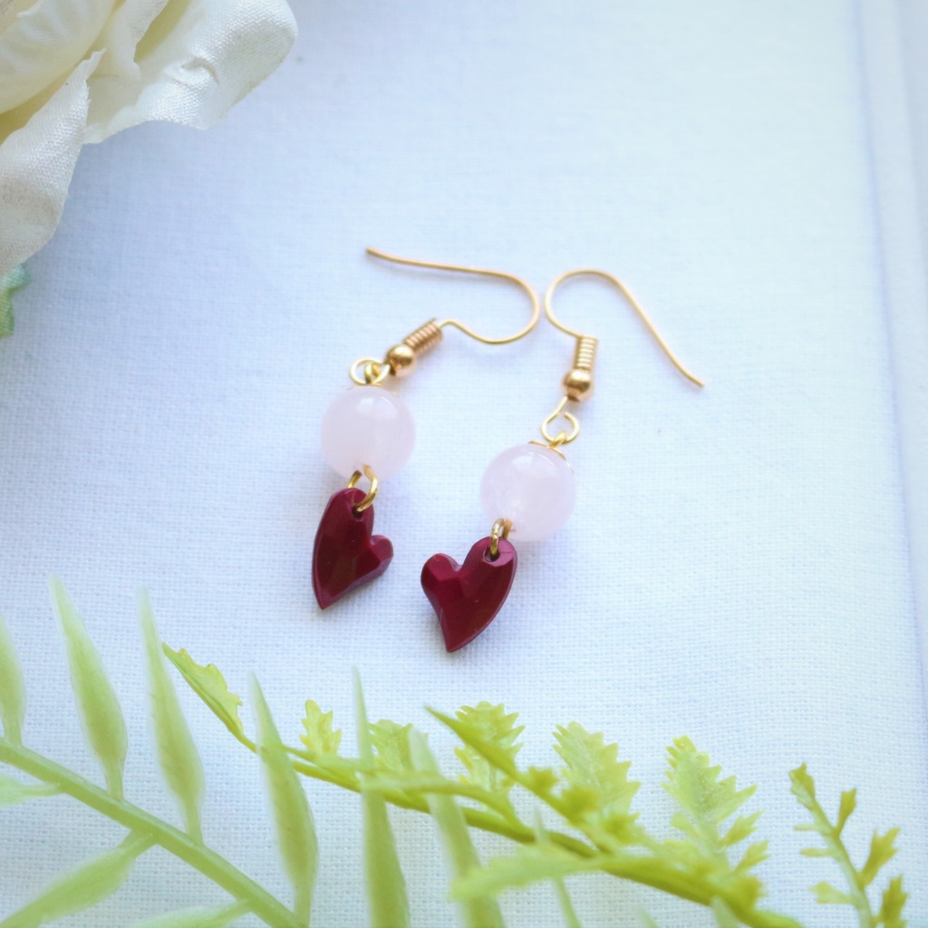 ローズクオーツとハートのピアス・イヤリング 36