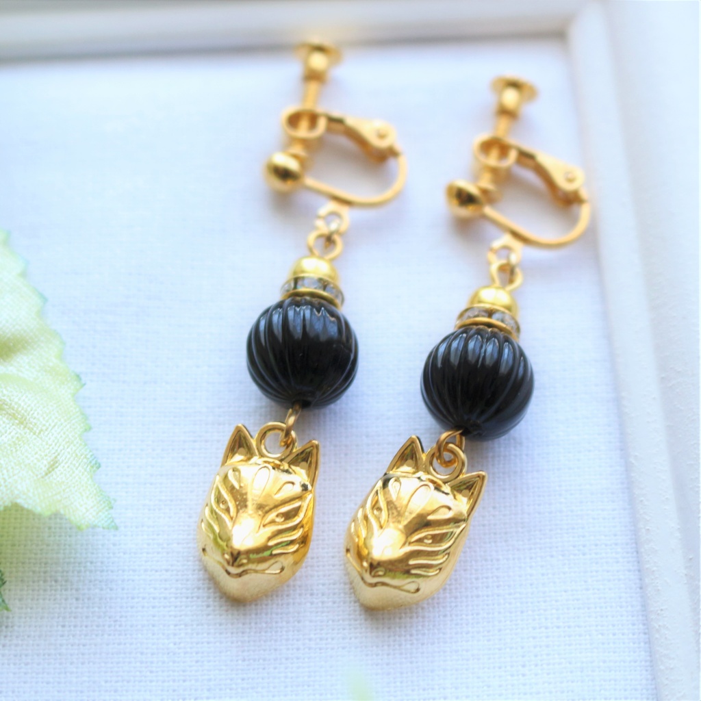 狐面 黒 イヤリング 56