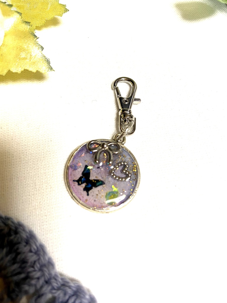 蝶々リボン円形キーホルダー 804