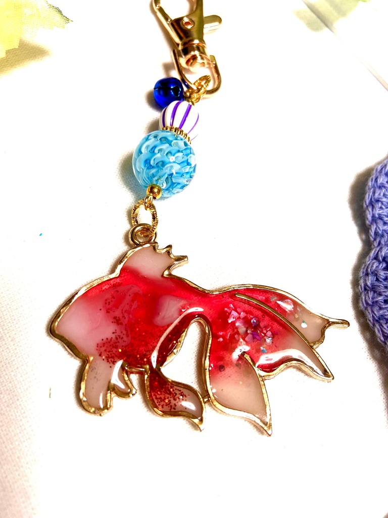 はんなり金魚ちゃんキーホルダー 水色 817