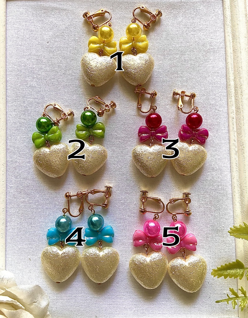 推し色 ハートイヤリング・ピアス