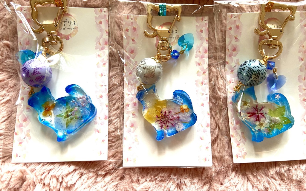 ドライフラワー・ハレノヒねこちゃんキーホルダー