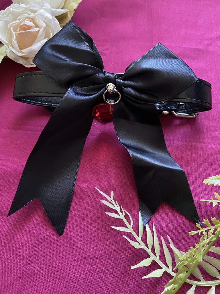 ハートチャーム リボン首輪