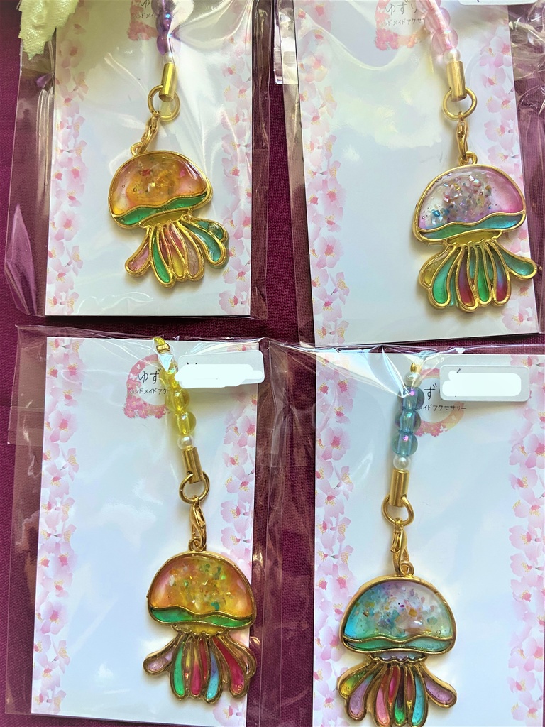 クラゲちゃんキラキラストラップ