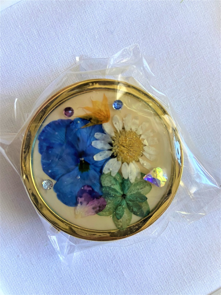 お花いっぱいのピルケース