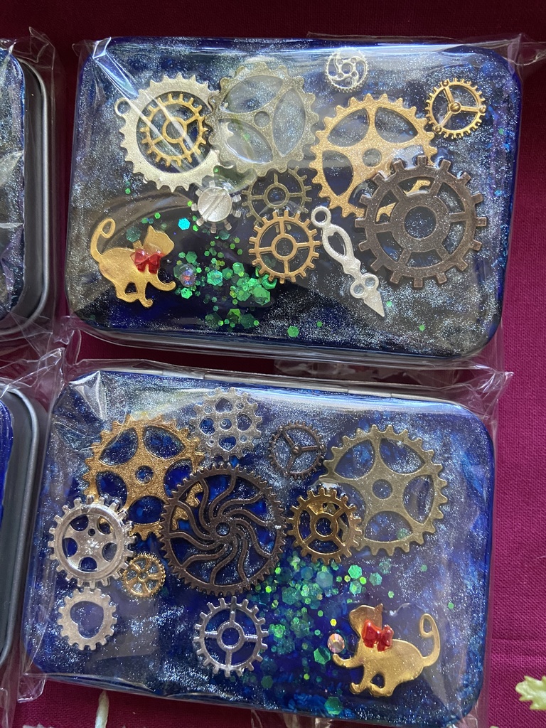 不思議ねこちゃんの小物入れ 缶ケース