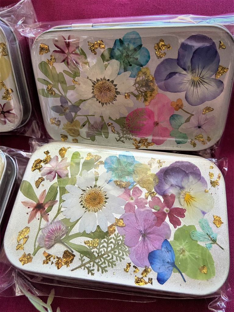お花いっぱい小物入れ 缶ケース