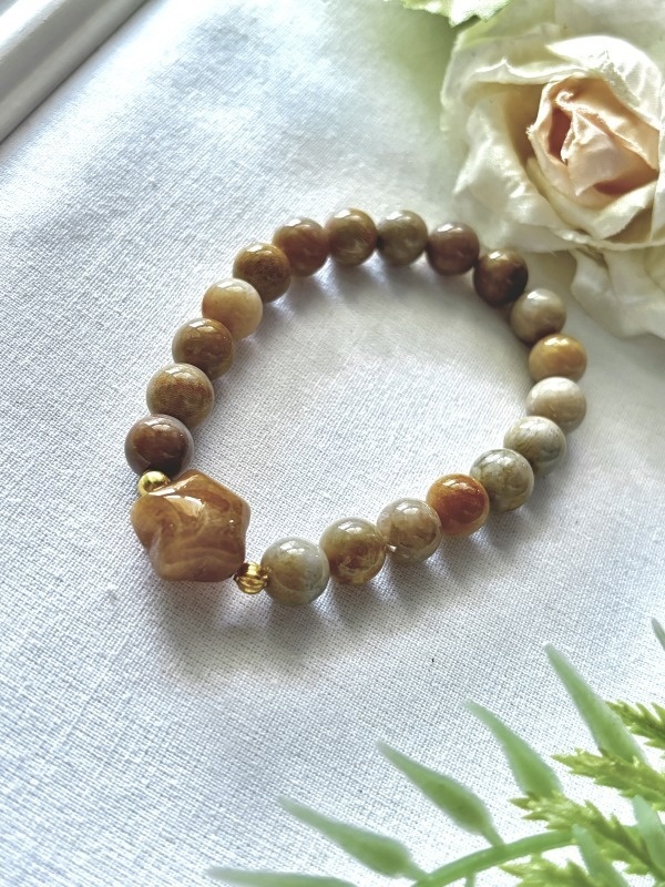 積み重ねが未来をつくる 成長と安定のブレスレット 8mm N37