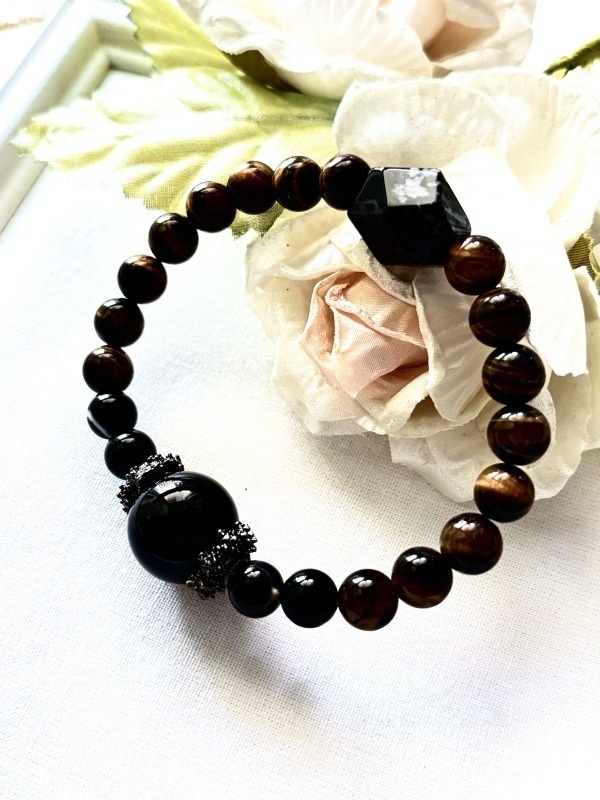 迷いを断ち、成功へ導く 守護と実行のブレスレット N29