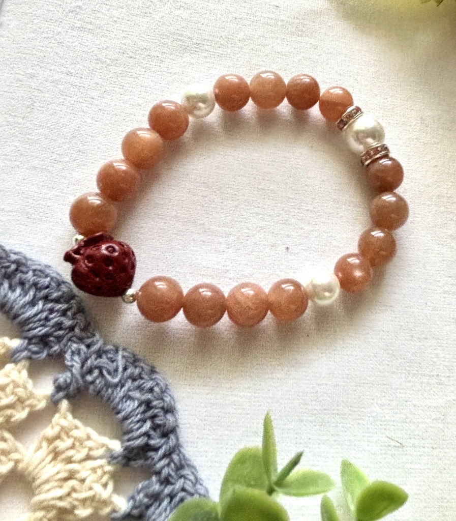 恋を引き寄せる いちごの守護ブレスレット N17