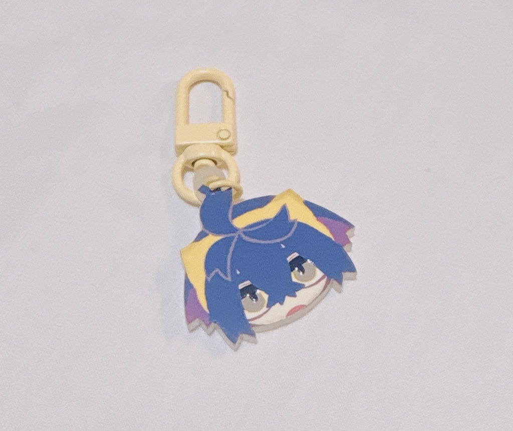 スグリ 蓄光アクキー