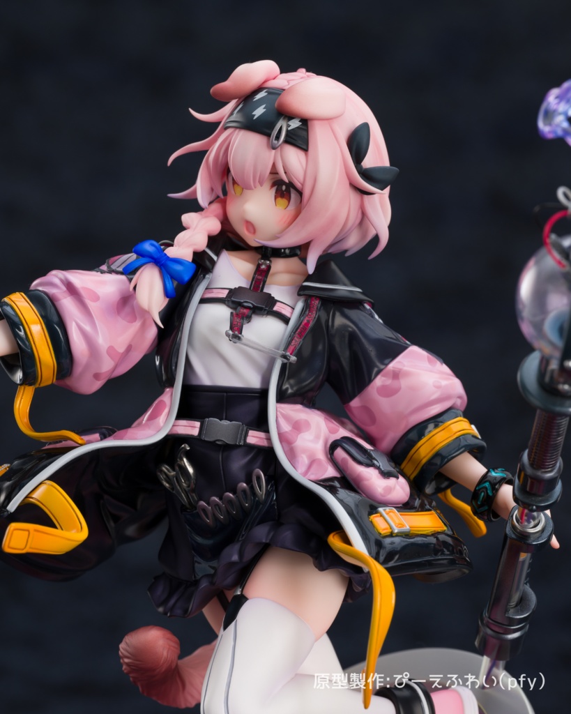 アークナイツ 1/7『ゴールデングロー』ガレージキット