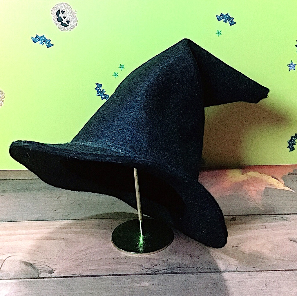 【型紙】100均材料で作る縫わない10cmぬい用✤魔法使いの帽子✤
