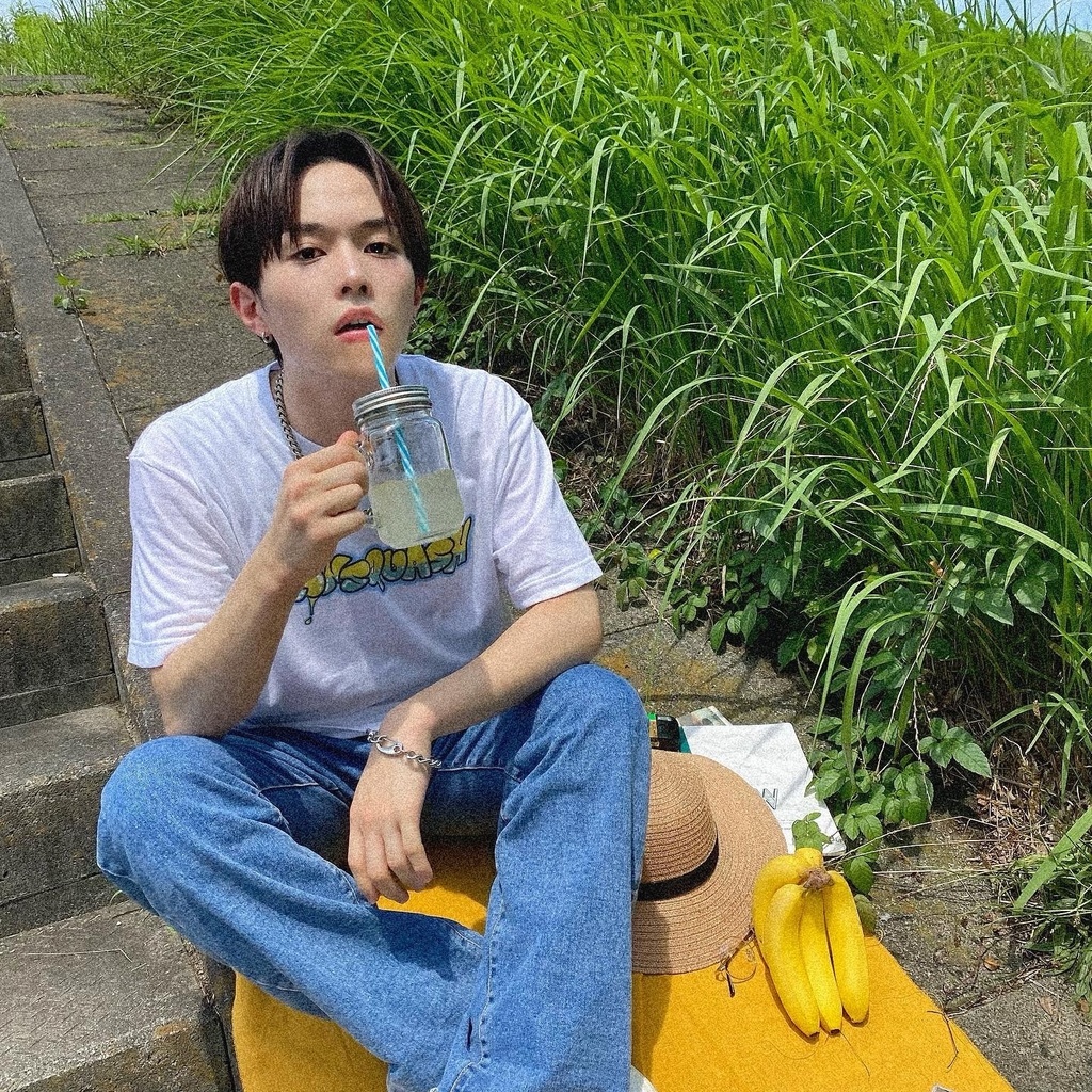 LE🍋NSQUASH ①Yellowblue・②Pinkyellow