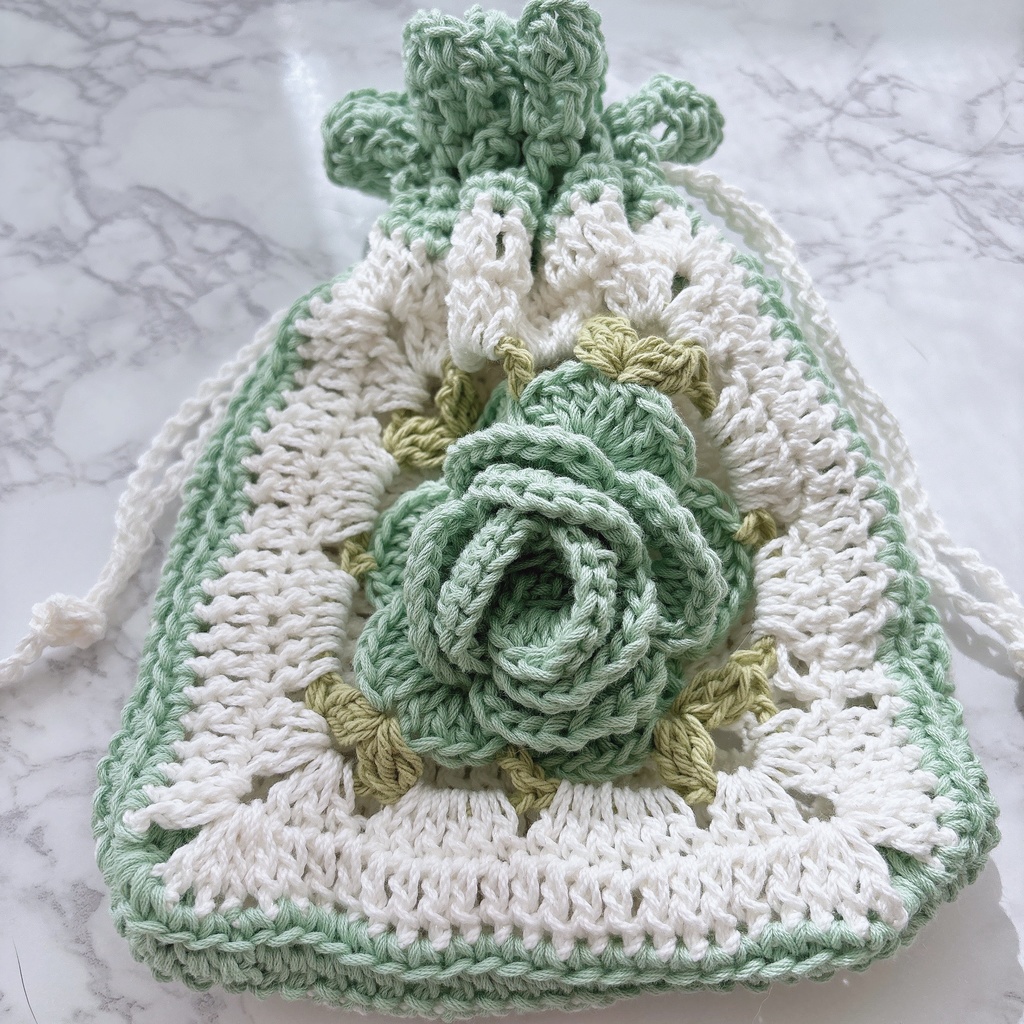 グリーン薔薇の巾着