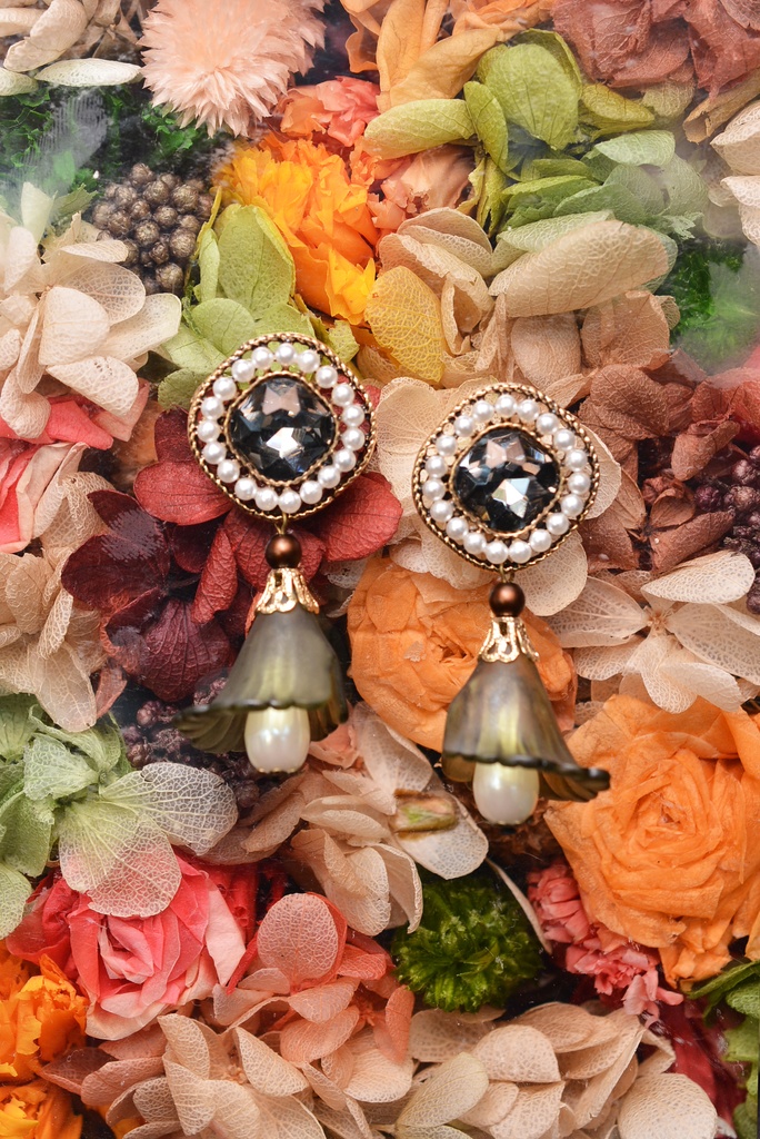 昆虫学者メリー/ダチュラ イヤーアクセサリー