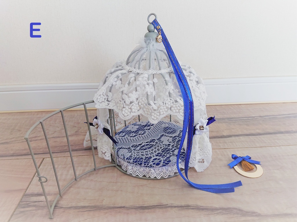 もちマスのお部屋(天蓋ベッド風)