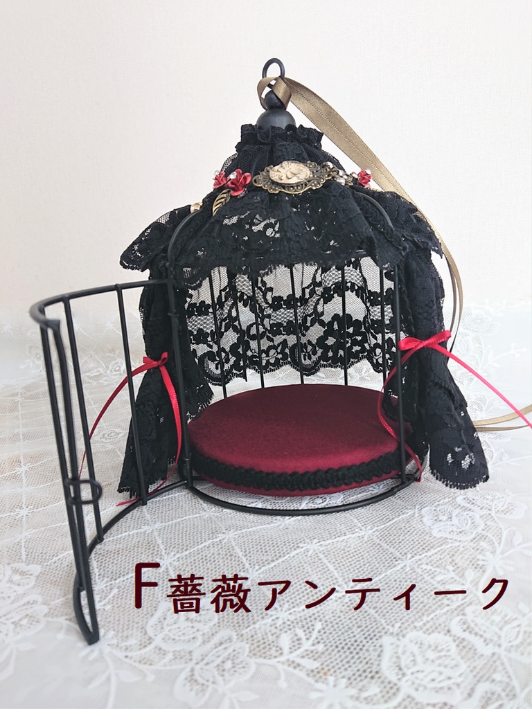 もちマスのお部屋(天蓋ベッド風)