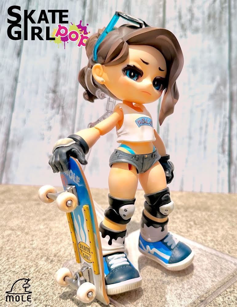 SKATE GIRL POP