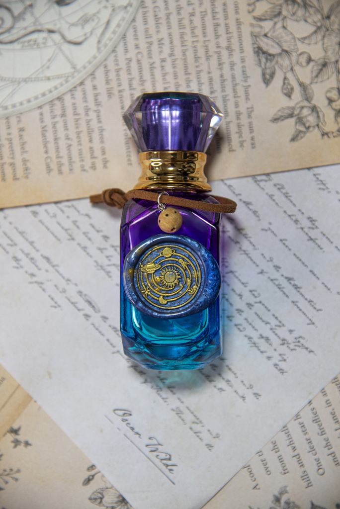 キャラクターモチーフ香水瓶  一縷の星芒