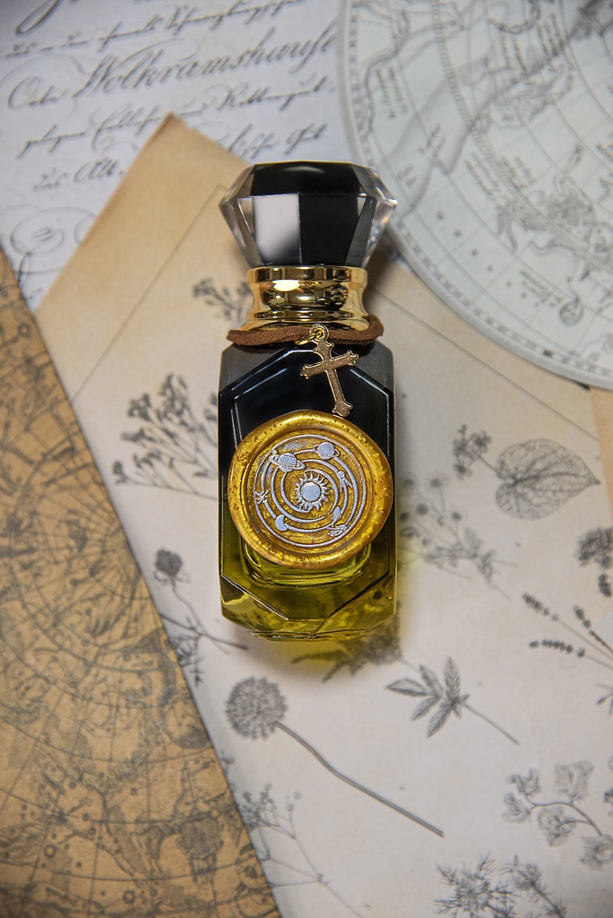 キャラクターモチーフ香水瓶  一縷の星芒