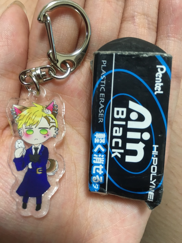 被虐のノエル 獣耳オスカーアクリルキーホルダー