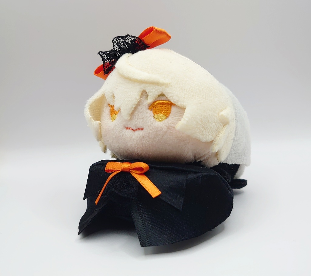 あごのせ 黒マント オレンジ