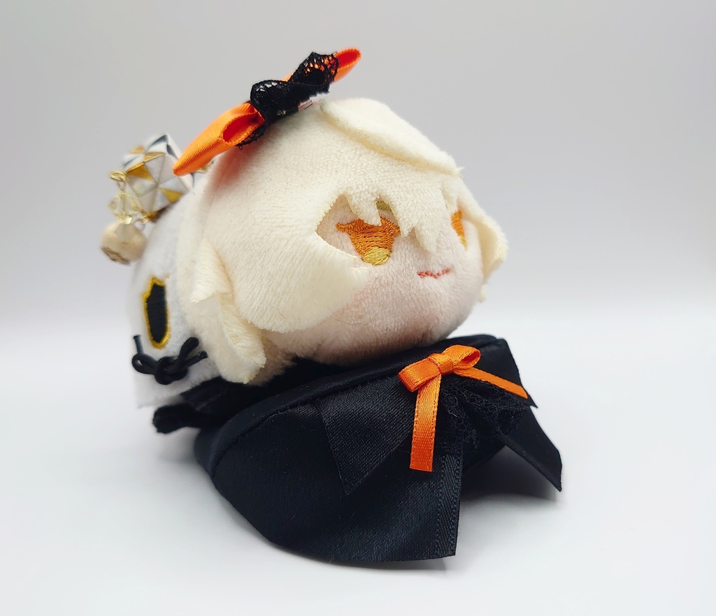 あごのせ 黒マント オレンジ