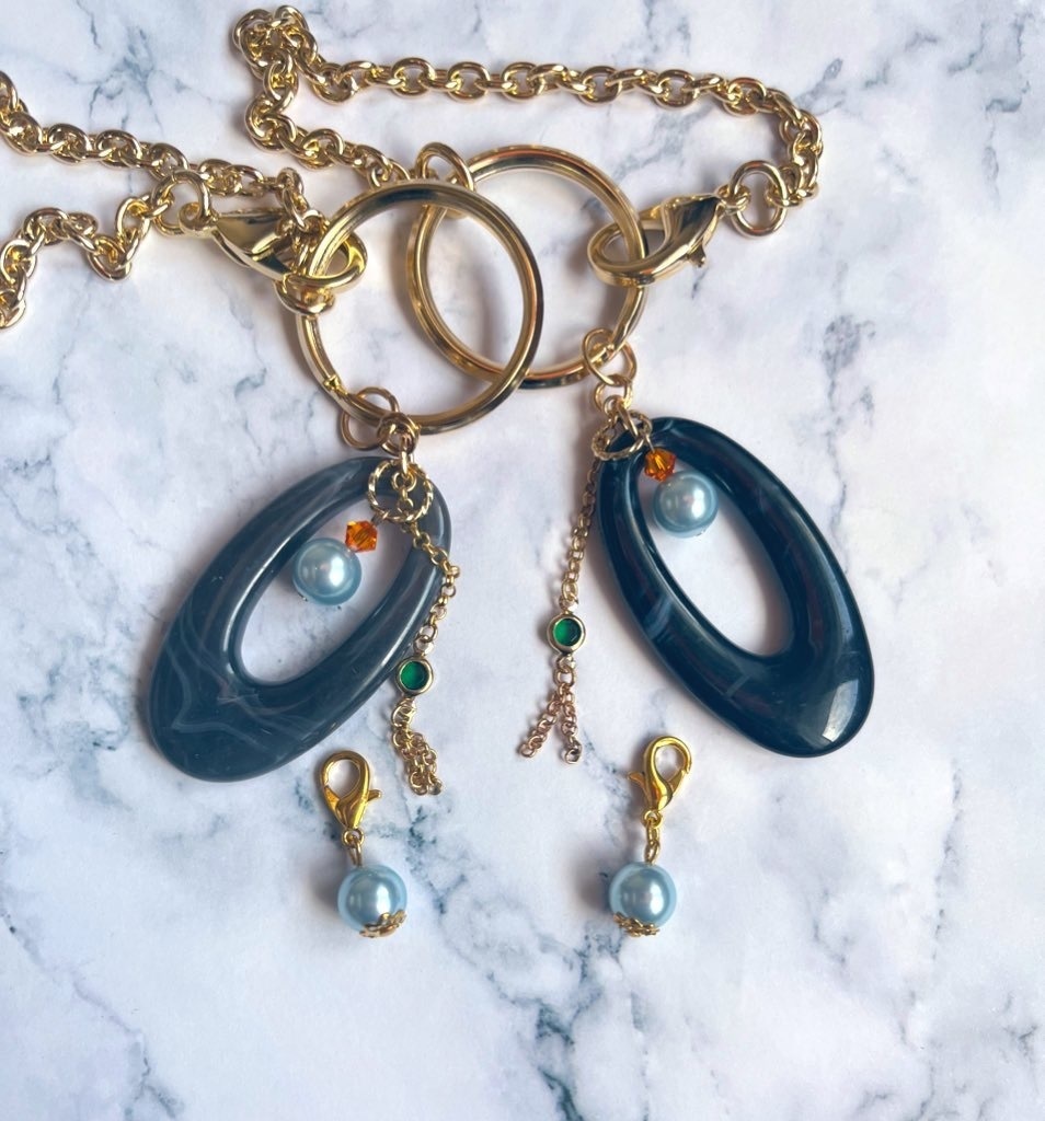 Mr.コンプレスイメージバックチャーム