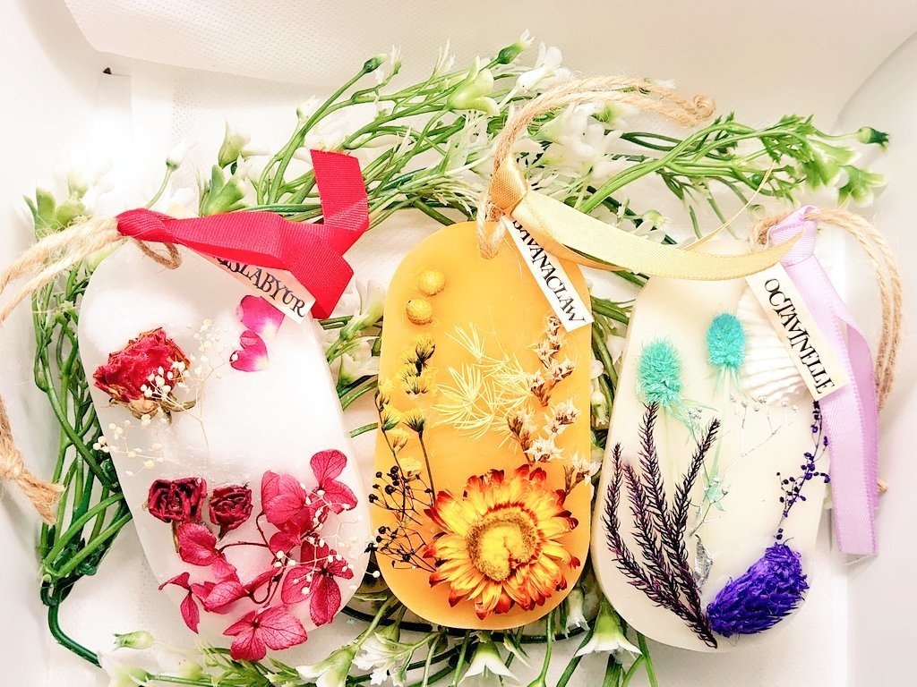 A.ツイステ/アロマワックス