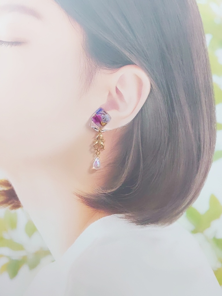 耳飾り/アズールイメージ