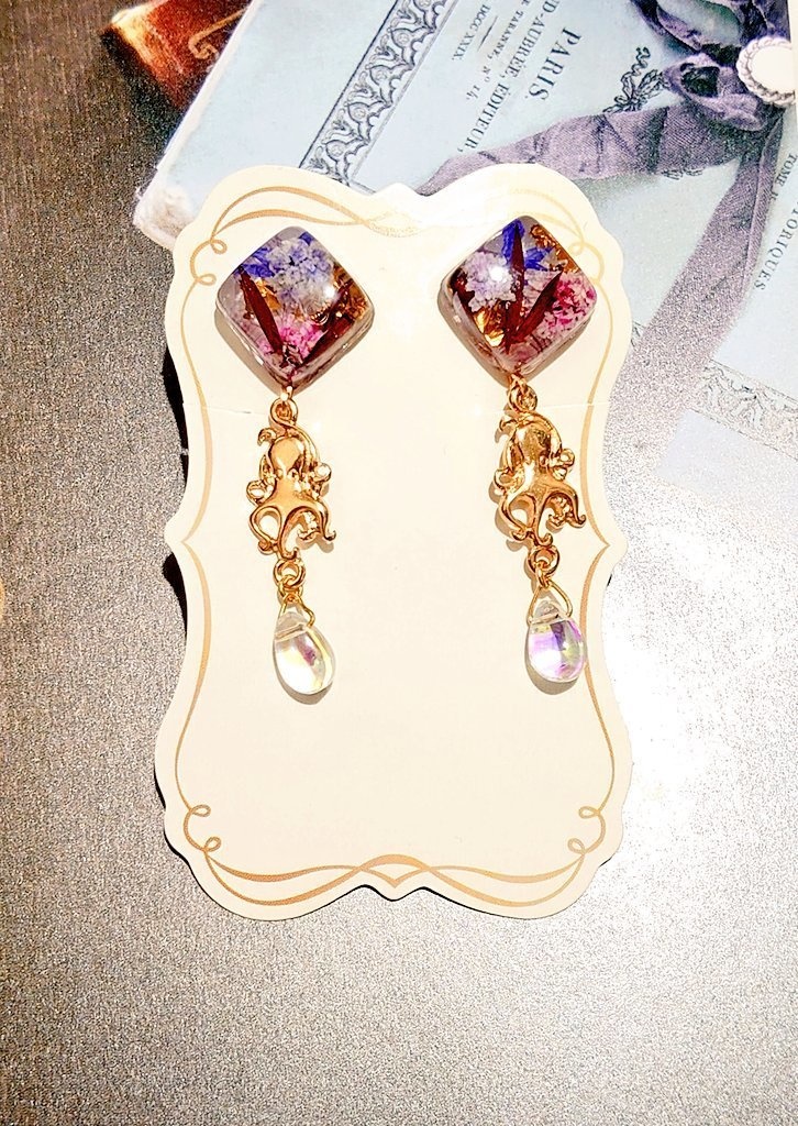 耳飾り/アズールイメージ