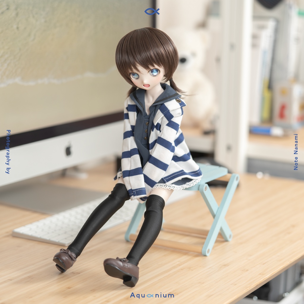 Iconium (1/4折りたたみスツール)