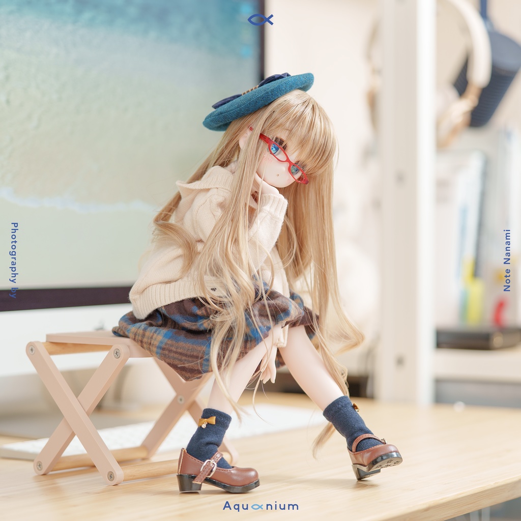 Iconium (1/4折りたたみスツール)